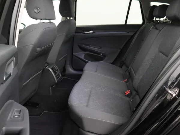 VOLKSWAGEN Golf Variant (2022) — foto 5 van 29
