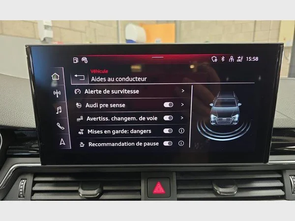 Audi A4 Avant (2023) — foto 16 van 30