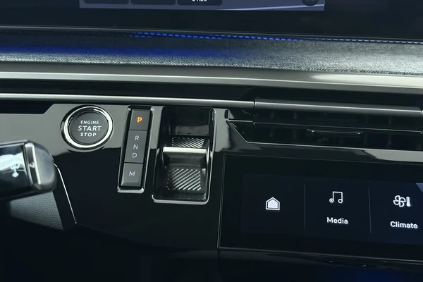 Peugeot 5008 (2025) — foto 4 van 20