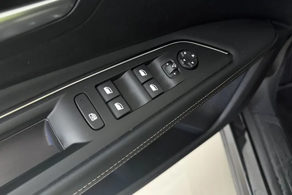 Peugeot 3008 (2020) — foto 8 van 19
