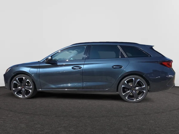 CUPRA Leon ST (2023) — foto 12 van 23