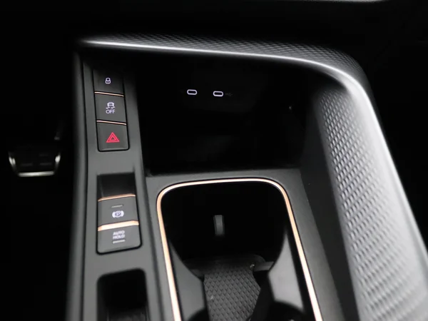 CUPRA Terramar e-Hybrid (PHEV) (2025) — foto 6 van 17