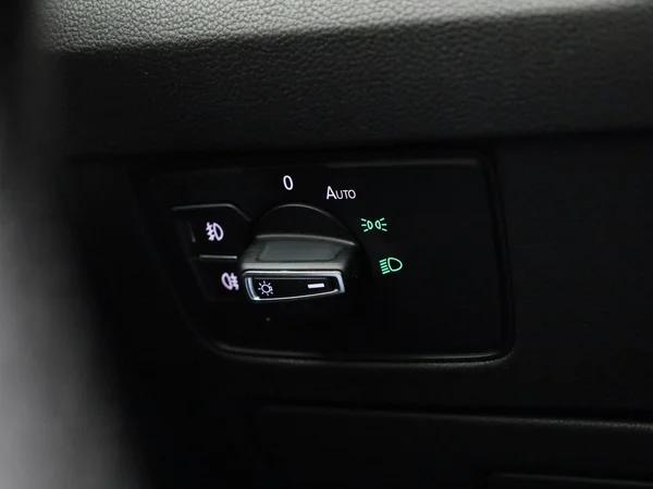 Volkswagen Passat (2023) — foto 13 van 42