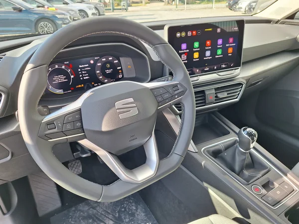 SEAT Leon ST (2025) — foto 9 van 17