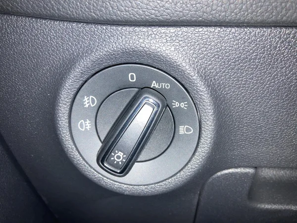 SKODA Kodiaq (2022) — foto 18 van 36