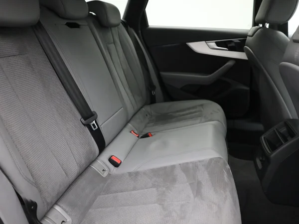 AUDI A4 Avant (2021) — foto 15 van 23