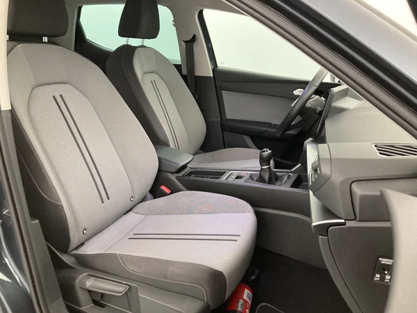 SEAT Leon (2022) — foto 5 van 36