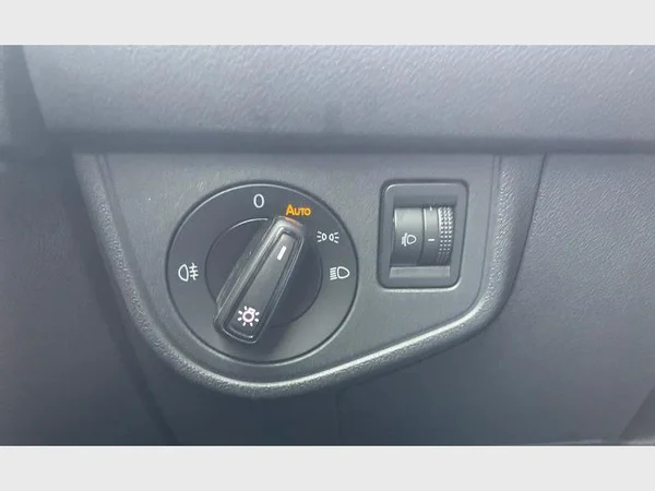 VOLKSWAGEN Polo (2024) — foto 16 van 25