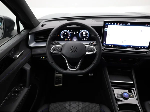 VOLKSWAGEN Tayron (2025) — foto 7 van 25