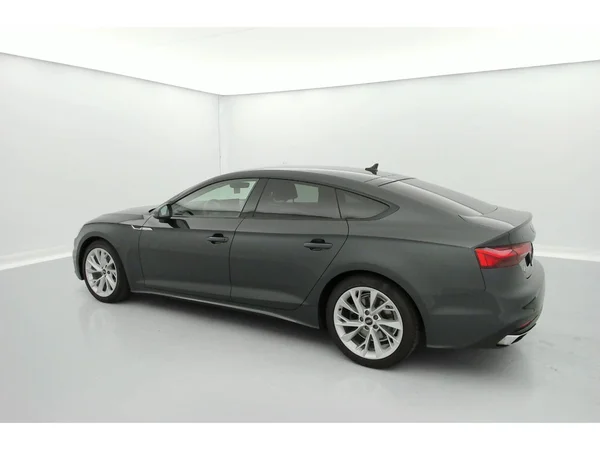 AUDI A5 Sportback Dsl (2021) — foto 13 van 36