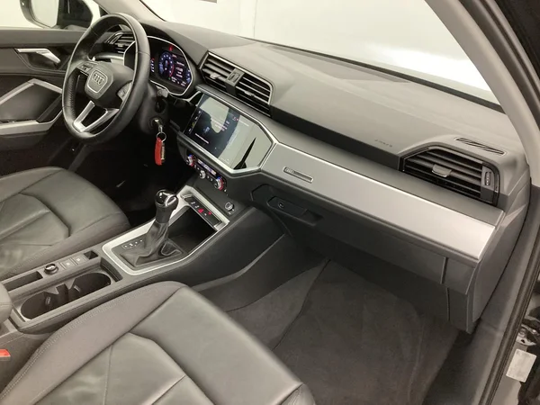 AUDI Q3 (2020) — foto 9 van 36
