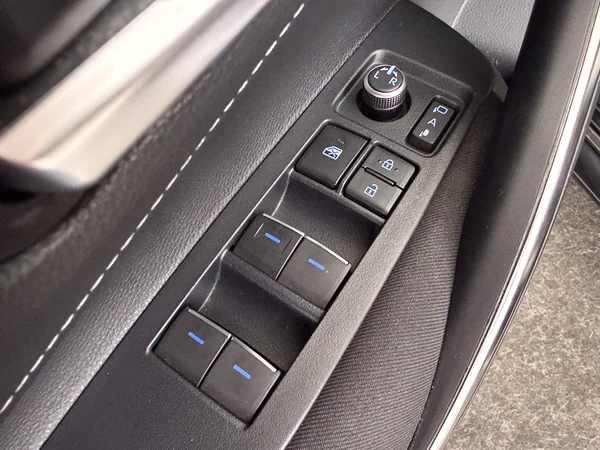 TOYOTA Corolla (2022) — foto 5 van 28