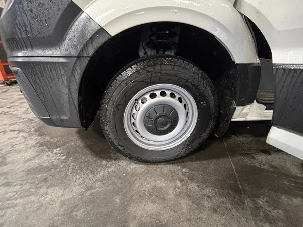 VOLKSWAGEN Crafter 35 Fou Mwb (2025) — foto 18 van 25