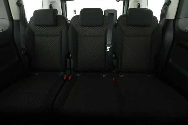 Toyota ProAce (2019) — foto 6 van 16
