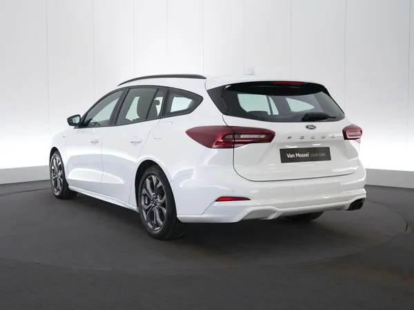 Ford Focus (2024) — foto 12 van 23