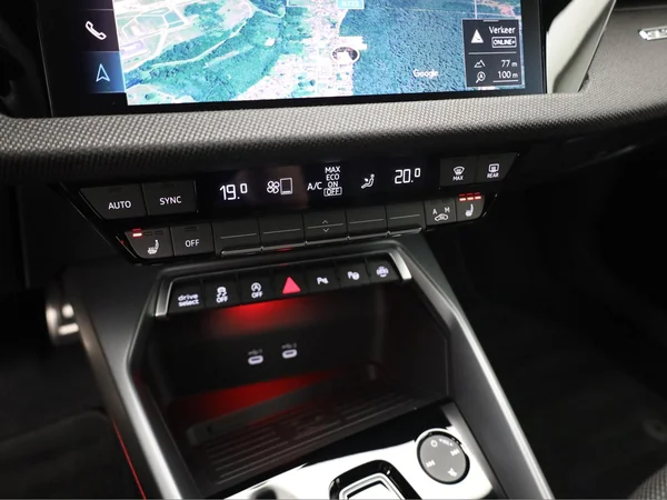 AUDI S3 Sedan (2025) — foto 10 van 22