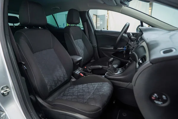Opel Astra (2019) — foto 6 van 53