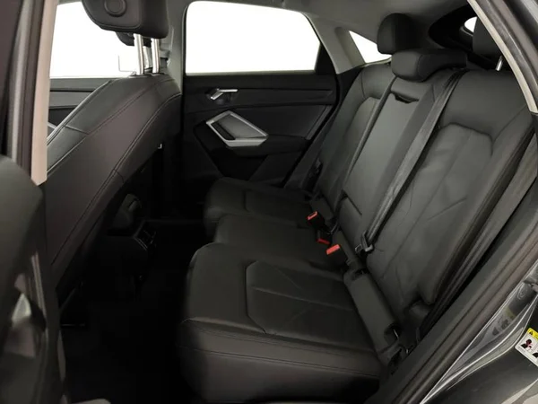 AUDI Q3 Sportback (2023) — foto 5 van 35