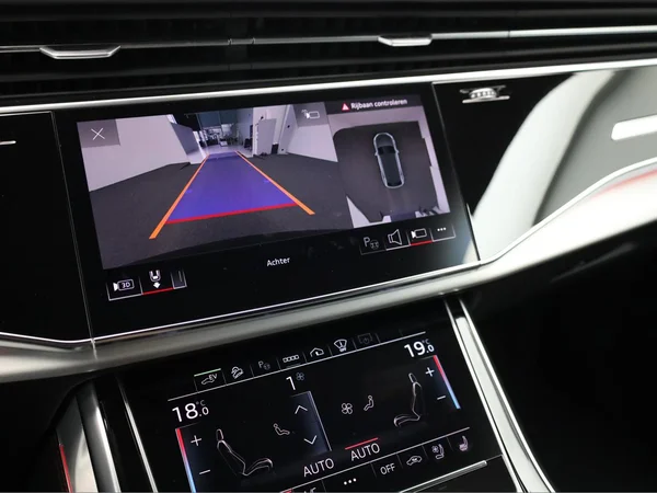 AUDI Q8 SUV e-hybrid (PHEV) (2026) — foto 18 van 28