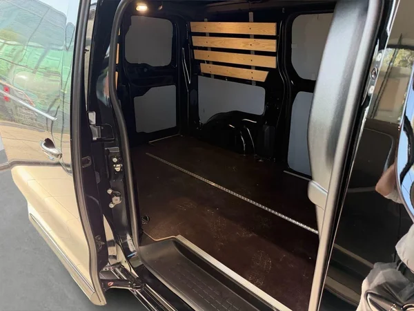 Peugeot Expert (2025) — foto 2 van 16