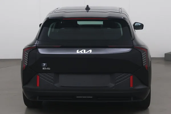 Kia EV4 (2026) — foto 14 van 19