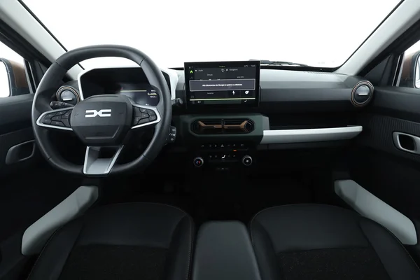 Dacia Spring (2025) — foto 3 van 16