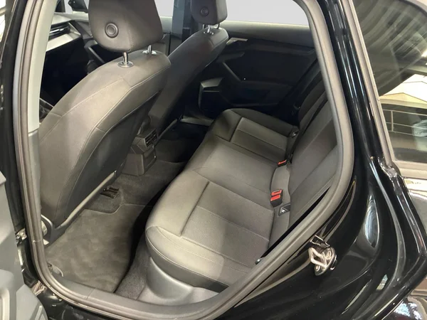 AUDI A3 Sportback (2021) — foto 9 van 23