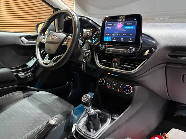Ford Fiesta (2019) — foto 7 van 23