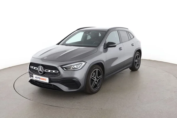 Mercedes-Benz GLA-Klasse (2021) — foto 1 van 16