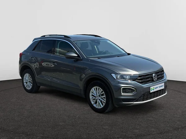VOLKSWAGEN T-Roc (2018) — foto 22 van 24