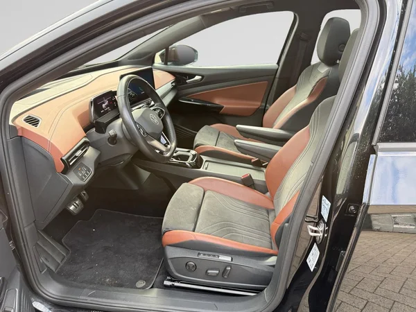 VOLKSWAGEN ID.4 (2023) — foto 2 van 23