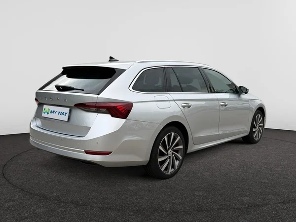 SKODA Octavia Combi (2021) — foto 21 van 24