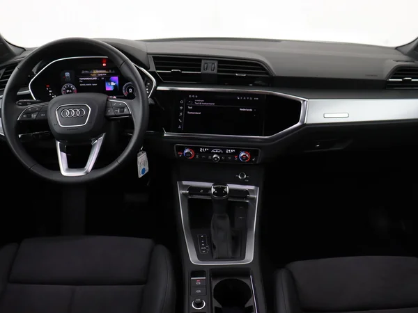 AUDI Q3 (2025) — foto 15 van 19