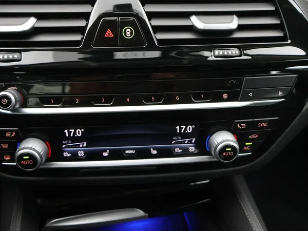 BMW 5 Reeks (2020) — foto 7 van 28