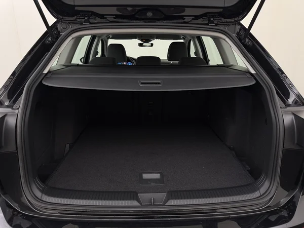 VOLKSWAGEN Golf Variant (2022) — foto 8 van 28