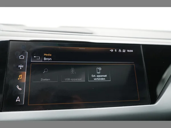 AUDI E-tron GT (2021) — foto 27 van 35