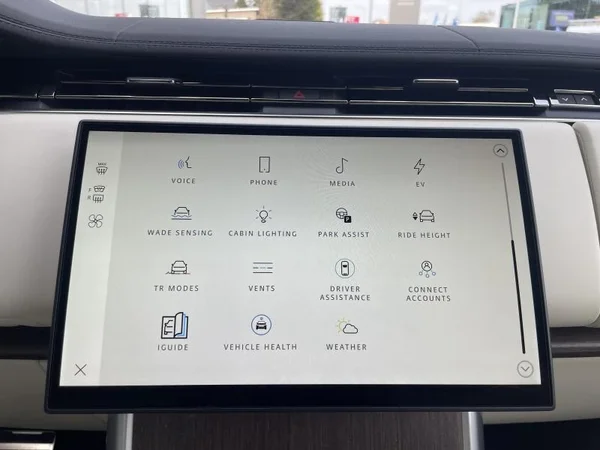 Land Rover Range Rover (2025) — foto 16 van 37