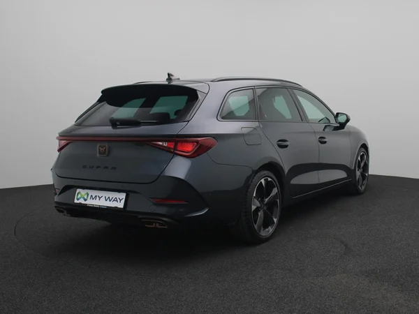 CUPRA Leon ST e-Hybrid (PHEV) (2025) — foto 4 van 14