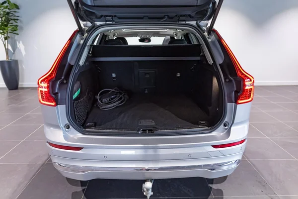 Volvo XC60 (2022) — foto 8 van 42