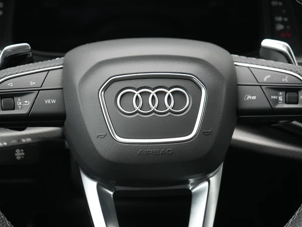 AUDI RS Q8 SUV (2026) — foto 27 van 43