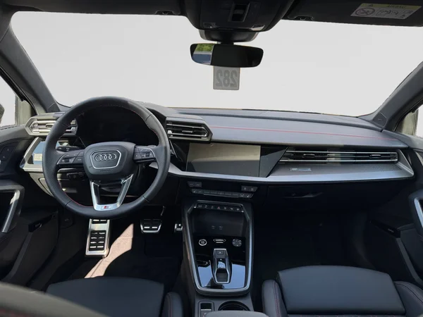 AUDI A3 Sportback (2025) — foto 12 van 16
