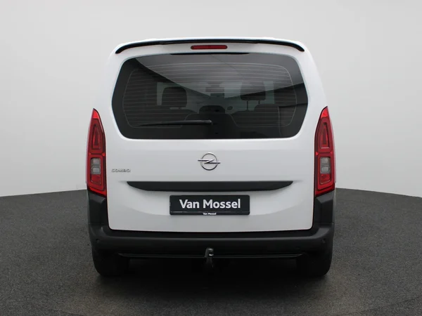 Opel Combo Life (2022) — foto 34 van 37