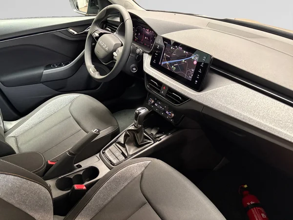 SKODA Kamiq (2025) — foto 9 van 15