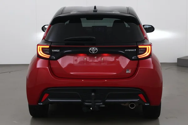 Toyota Yaris Hybrid (HEV) (2023) — foto 16 van 21