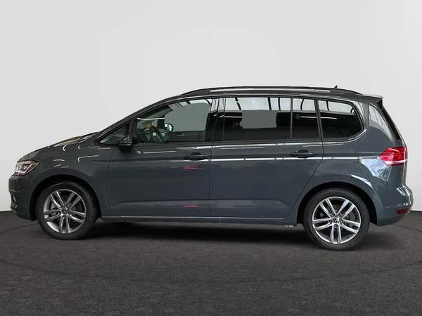 VOLKSWAGEN Touran (2025) — foto 12 van 22