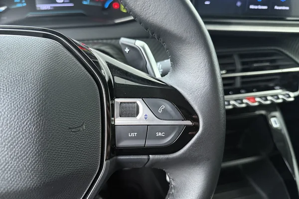 Peugeot 208 (2025) — foto 7 van 16