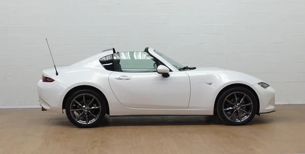 Mazda MX-5 (2017) — foto 22 van 25