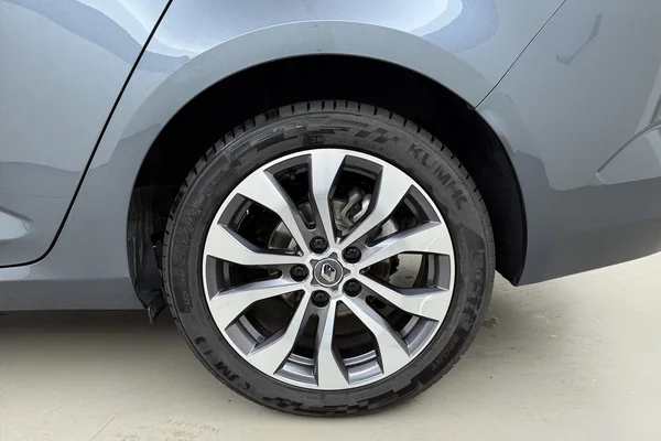 Renault Megane SW Phase II (2022) — foto 22 van 25