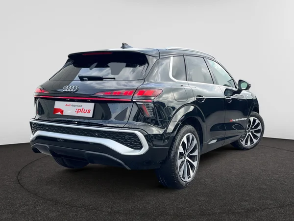 AUDI Q3 SUV (2025) — foto 15 van 23