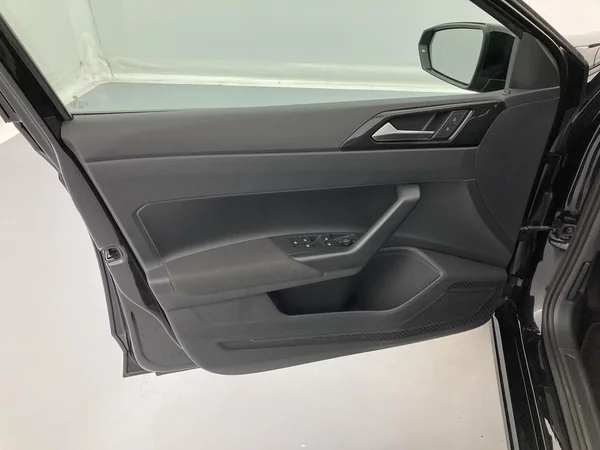 VOLKSWAGEN Polo (2022) — foto 20 van 36